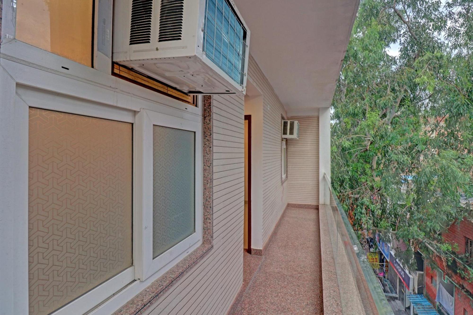 Collection O Spot Light Near Tughlakabad Station Metro Station Hotel Indraprastha Exterior foto