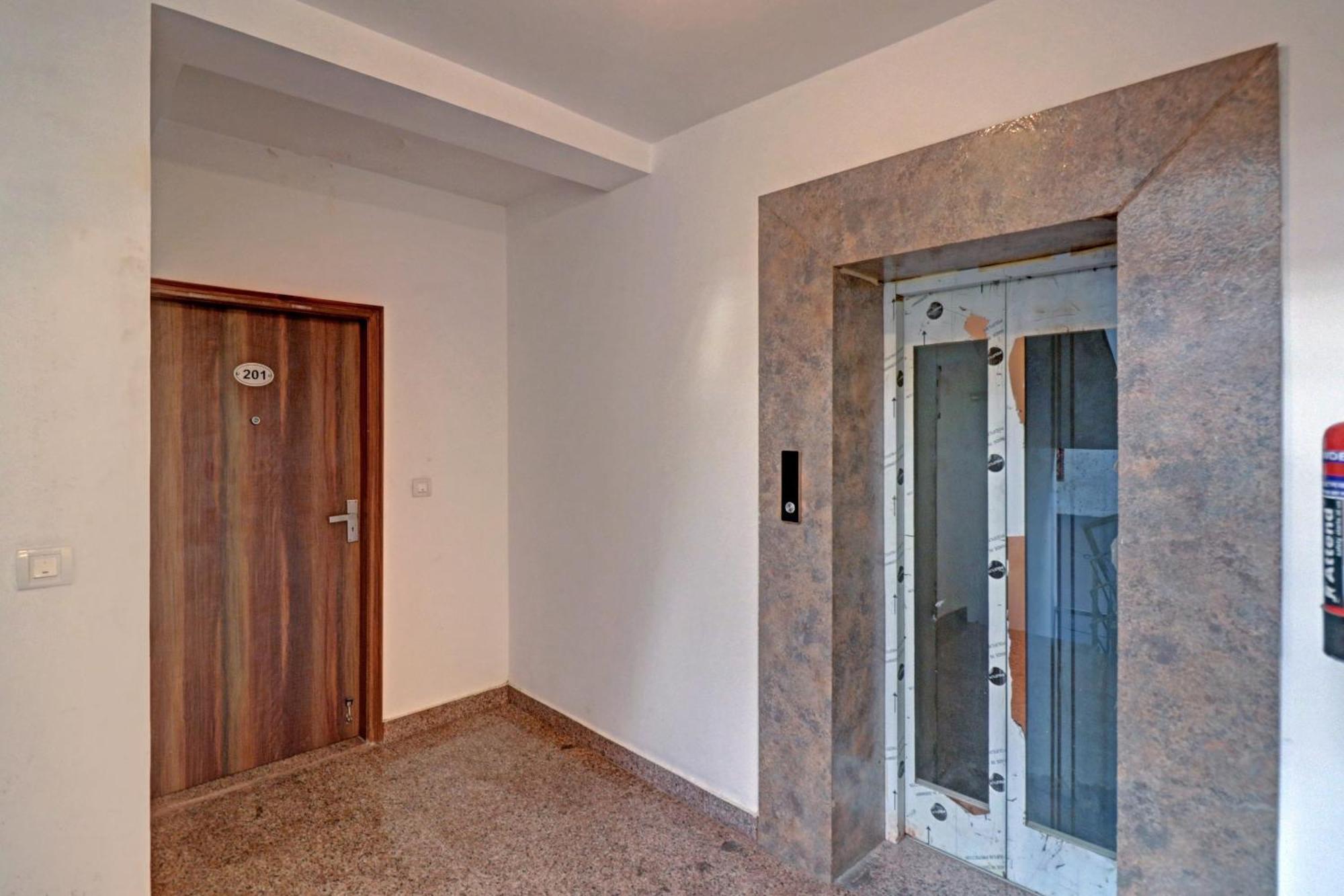Collection O Spot Light Near Tughlakabad Station Metro Station Hotel Indraprastha Exterior foto